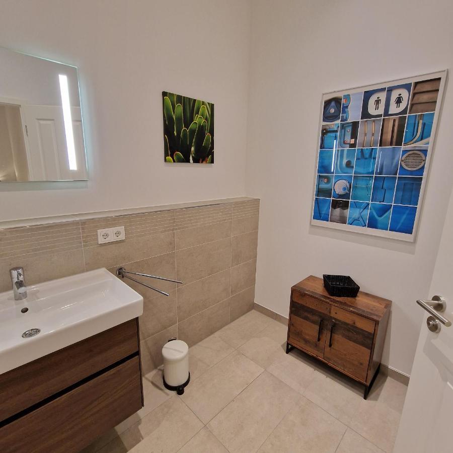 Apartment Mit Parkblick & Massagestuhl Leipzig Ngoại thất bức ảnh
